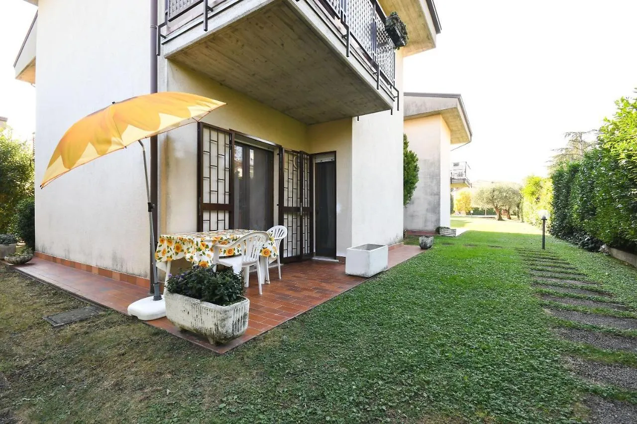 Апартаменты Prato Verde - Girasole Сан-Феличе-дель-Бенако